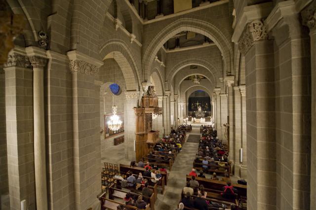 Intérieur de la cathédrale du Puy-en-Velay