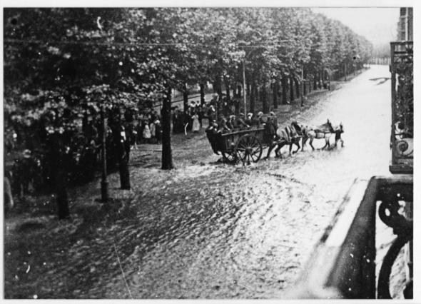 Inondation du cours Fauriel en 1904