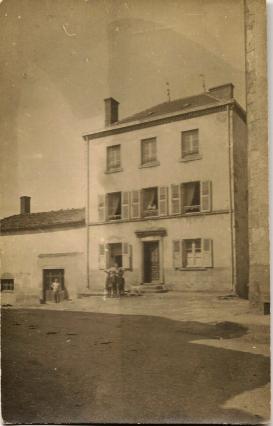 Maison de maître à Saint-Jean-des-Ollières