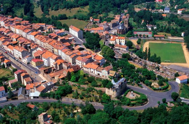 Ardes, la ville neuve fondée au 13e siècle