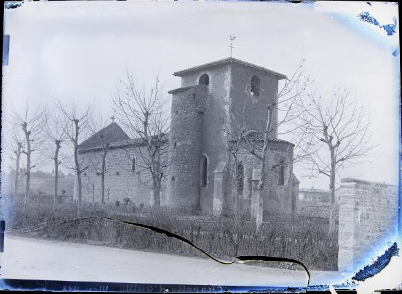 l'église en 1864, avec sa tourelle d'escalier