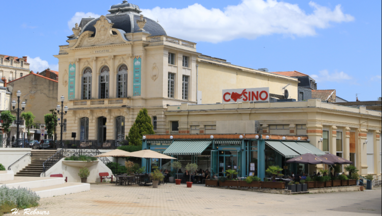 Casino-théâtre - Châteel-Guyon